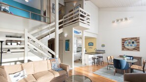 TV, fireplace, DVD player, books - Absolute ocean/beach front - La Selva Beach- gated (La Selva Beach)