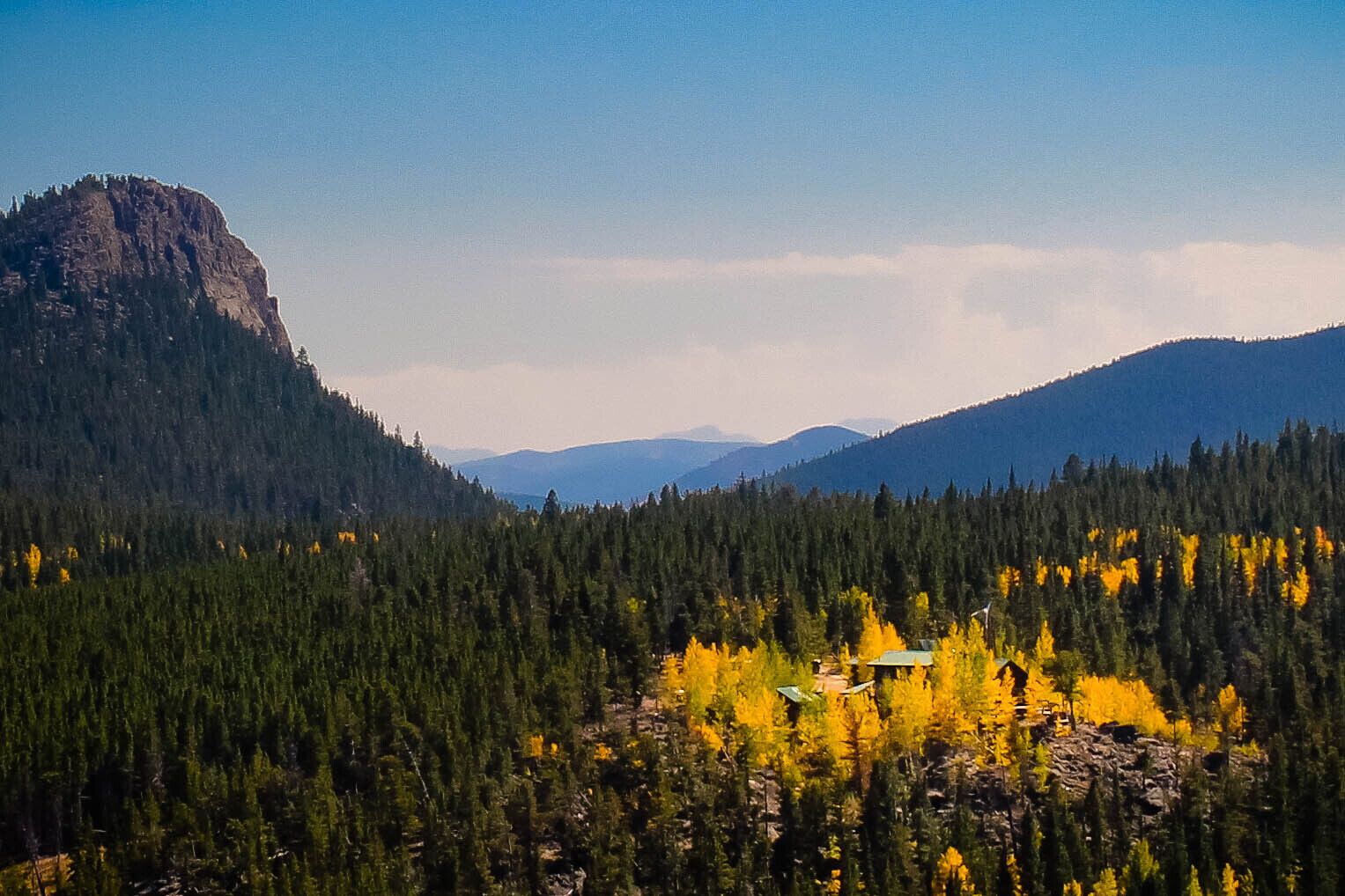 Secluded Offgrid Backcountry Lodge in Natl Forest