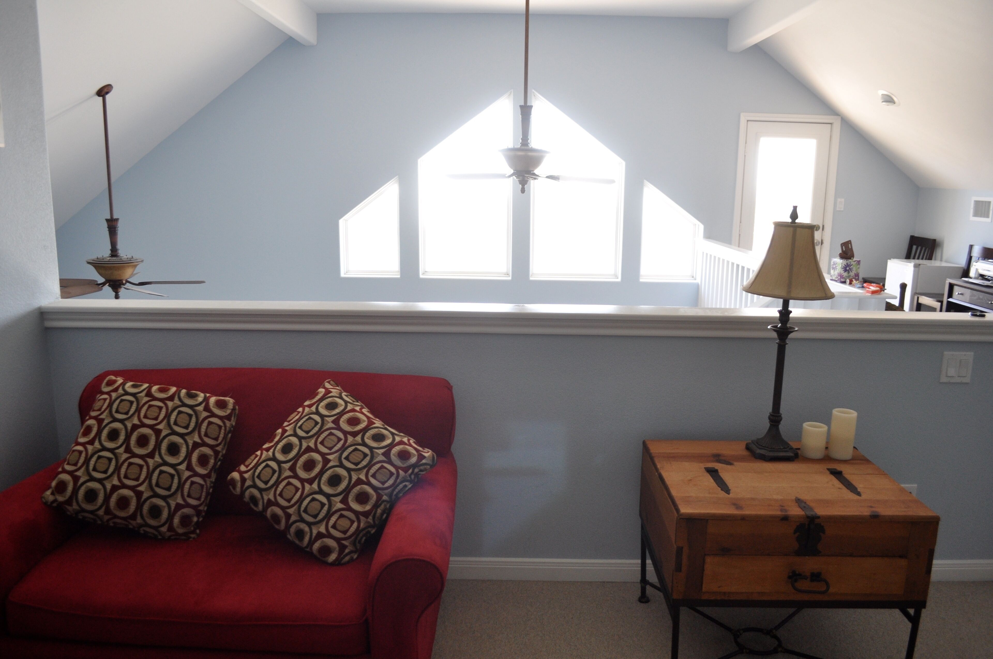 Short walk to beach! Close to town!