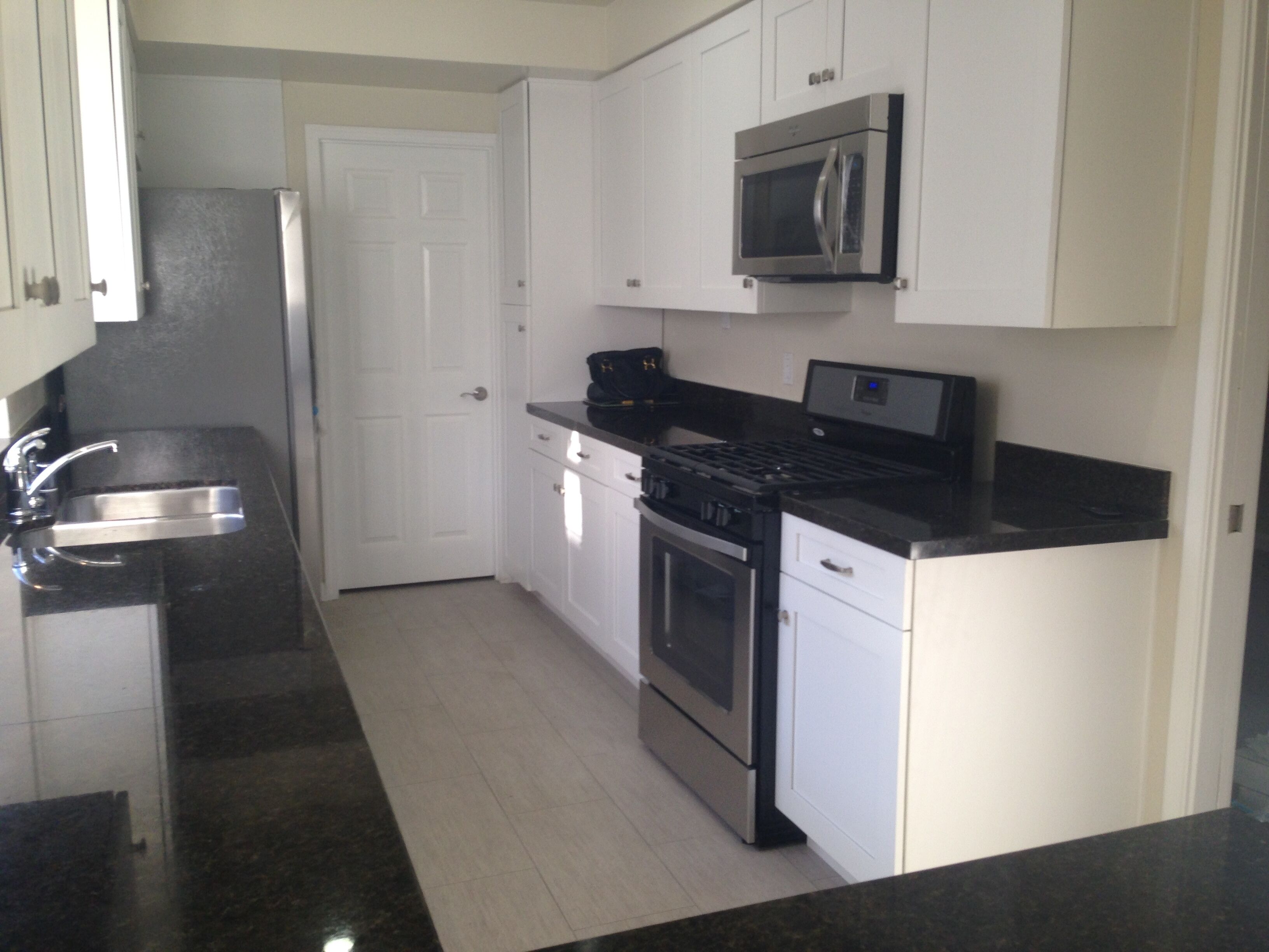 Fully furnished, 2050 Sq foot 4 bedroom, dining, large living room,den&Jacuzzi 