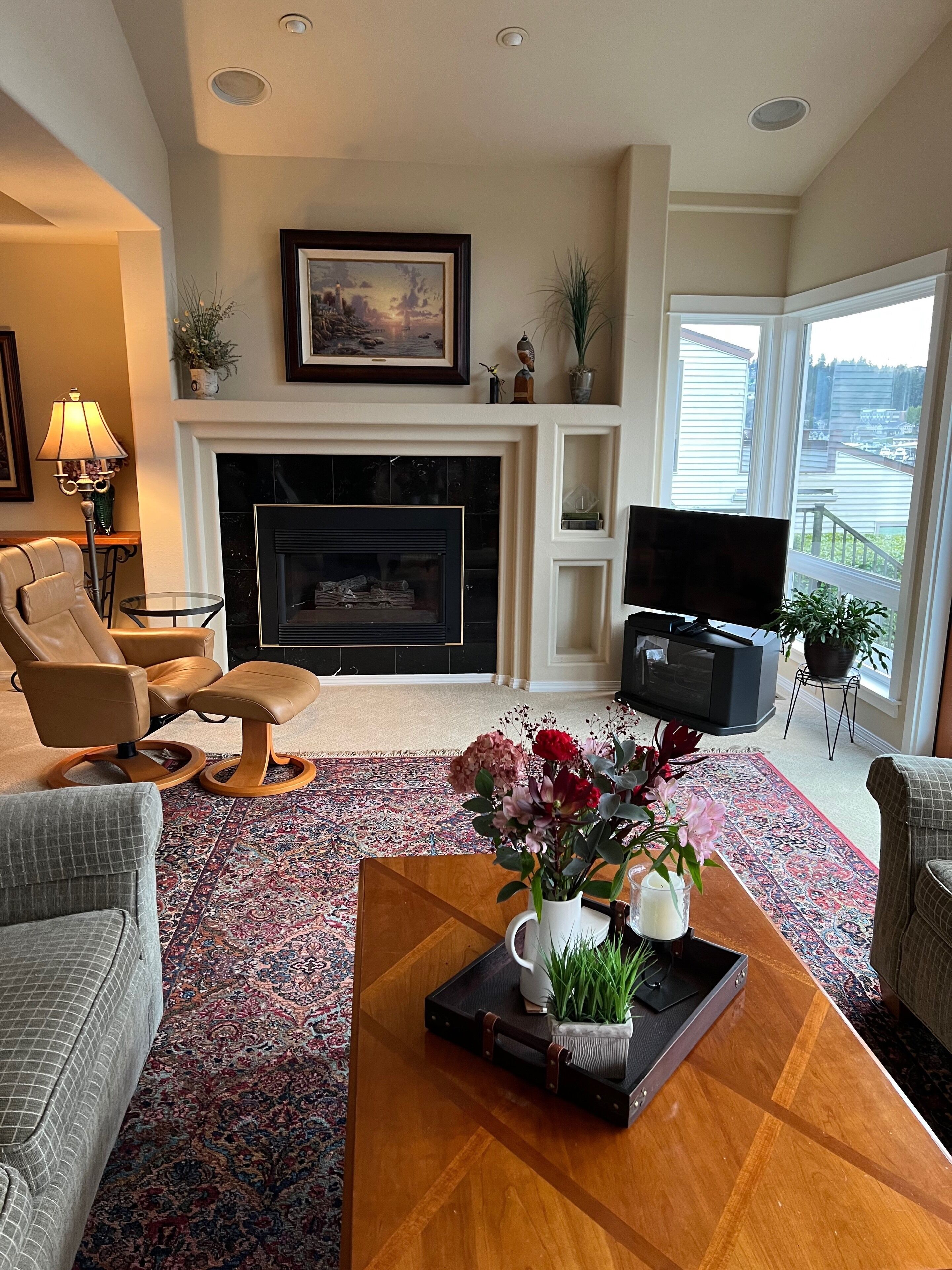 Intimately Charming on Gig Harbor's Historical Waters