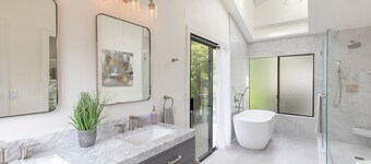 Gustafson Estate: Luxurious vineyard retreat!