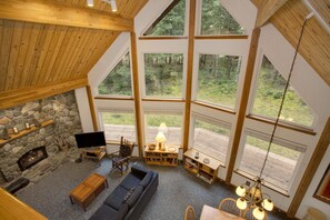 TV, lareira, DVD player, pebolim