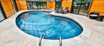 Oui votre propre piscine intérieure chauffée privée!