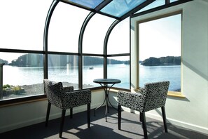 Dining - Beachside Retreat-Oceanfront Home (Kodiak)