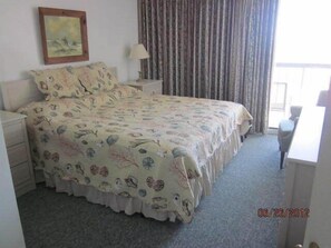 3 bedrooms, iron/ironing board, free WiFi, bed sheets - Ocean Front Condo in North Myrtle Beach (North Myrtle Beach)