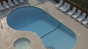 屋内プール、温水プール