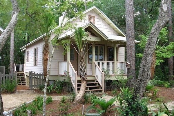 The Honeymoon Cottage