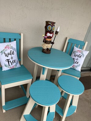Outdoor dining - LAST MINUTE CANCELLATION IN JUNE COULD BE YOURS!!! (Orange Beach)