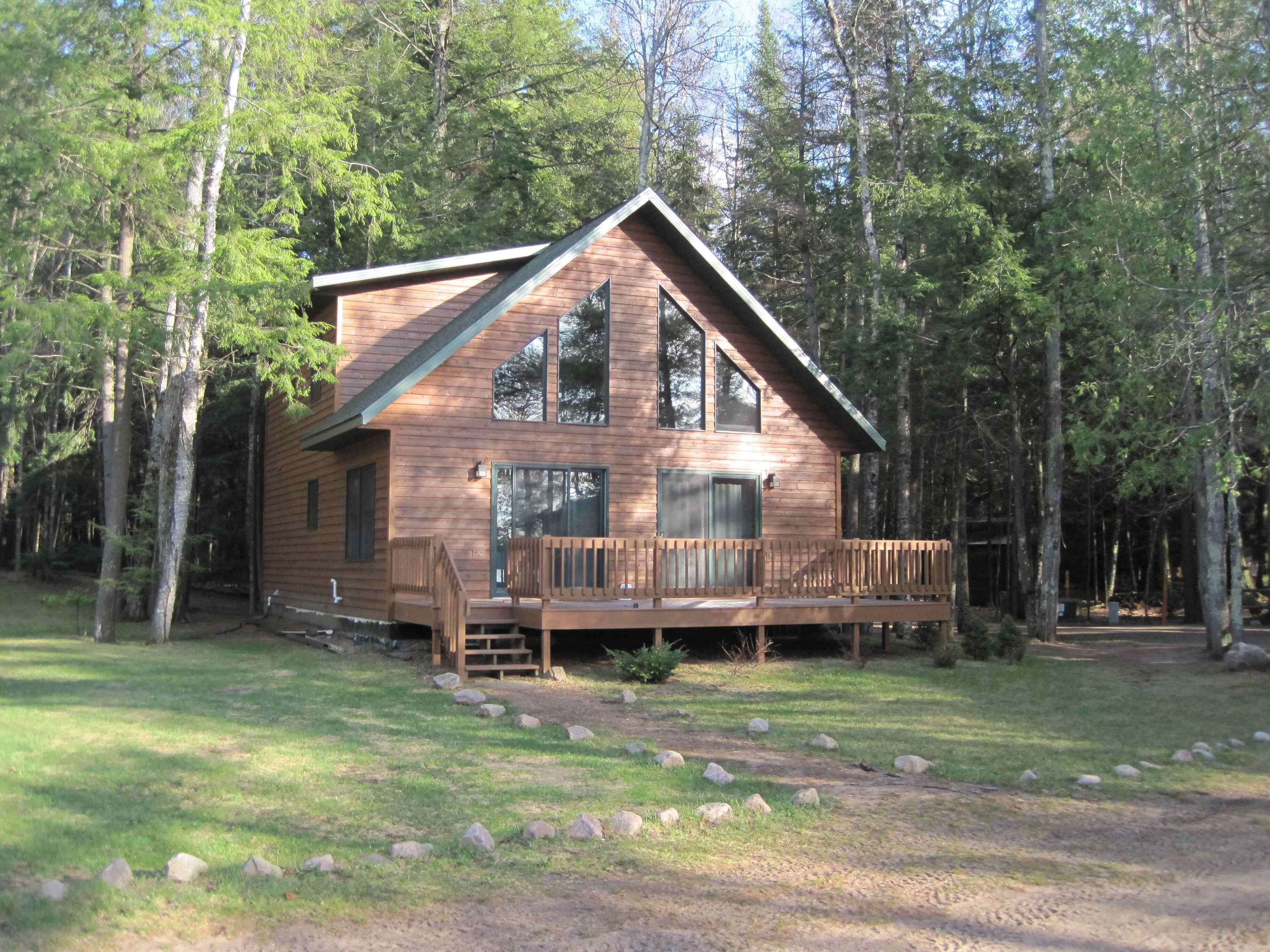 Timber Wolf Lodge in Three Lakes