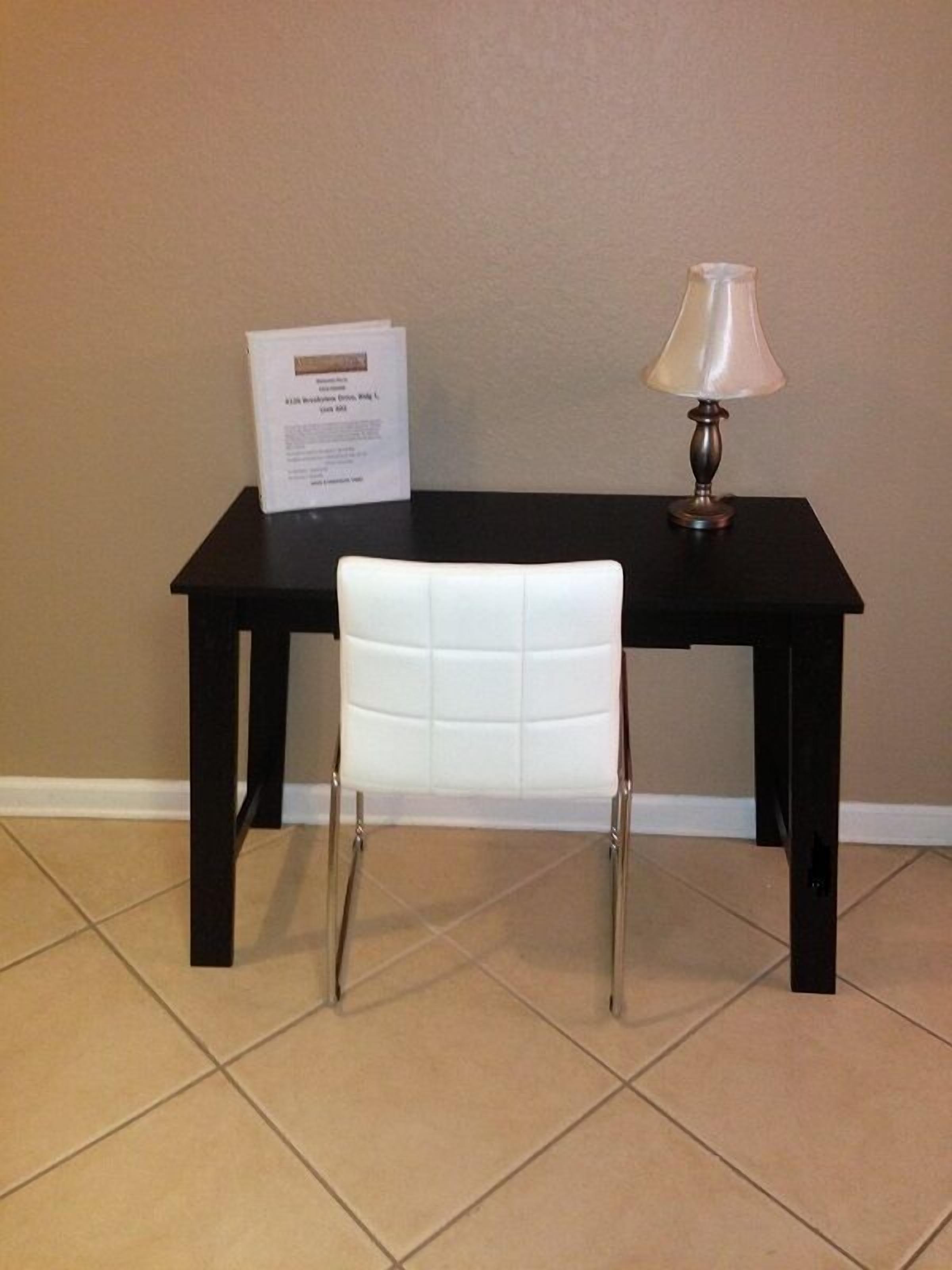 New pool w/tiki bar! Full access to all activities! Minutes from theme parks