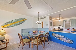 Dining - J104 - Closest Maui Eldorado 1BR/1BA Closest to the Beach
 (Lahaina)
