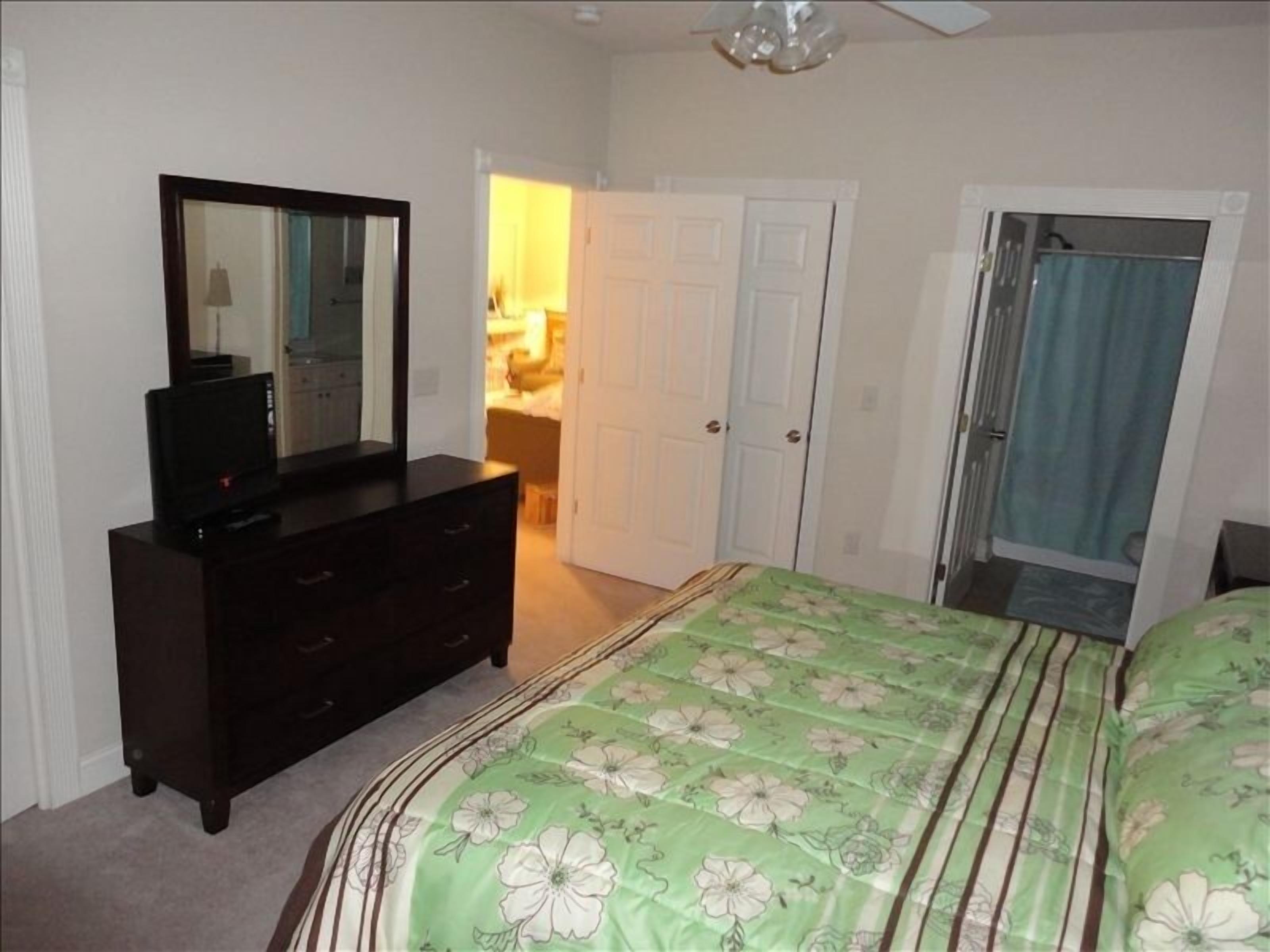 *New*1st Floor Golf Villa,  Free Computer/Wireless, Amenities