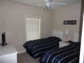 3 bedrooms, desk, iron/ironing board, free WiFi - New1st Floor Golf Villa,  Free Computer/Wireless, Amenities (Myrtle Beach)