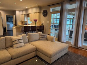 Smart TV, fireplace, DVD player, books