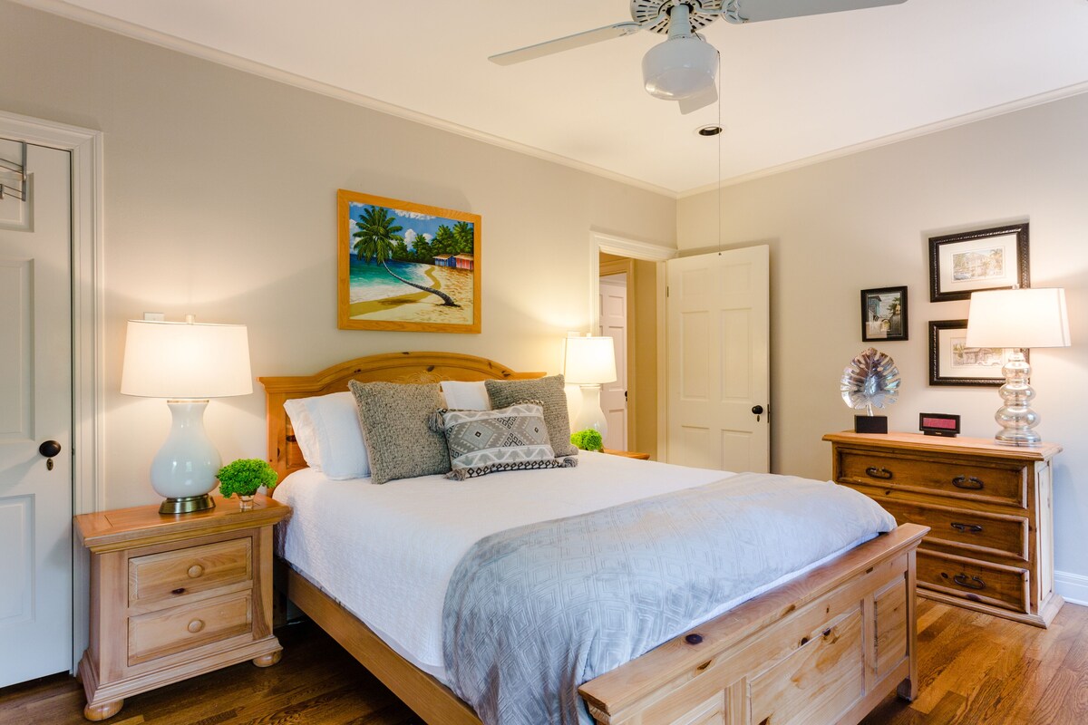 Photo 37 of Lake Austin Retreat - 3 miles from downtown