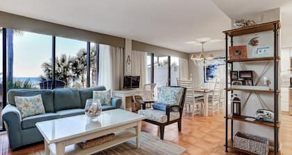 2BR Oceanfront in Captain's Court with beautiful views! Omni Plantation