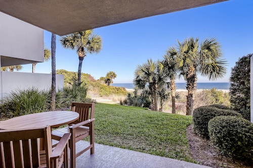 2BR Oceanfront in Captain's Court with beautiful views! Omni Plantation
