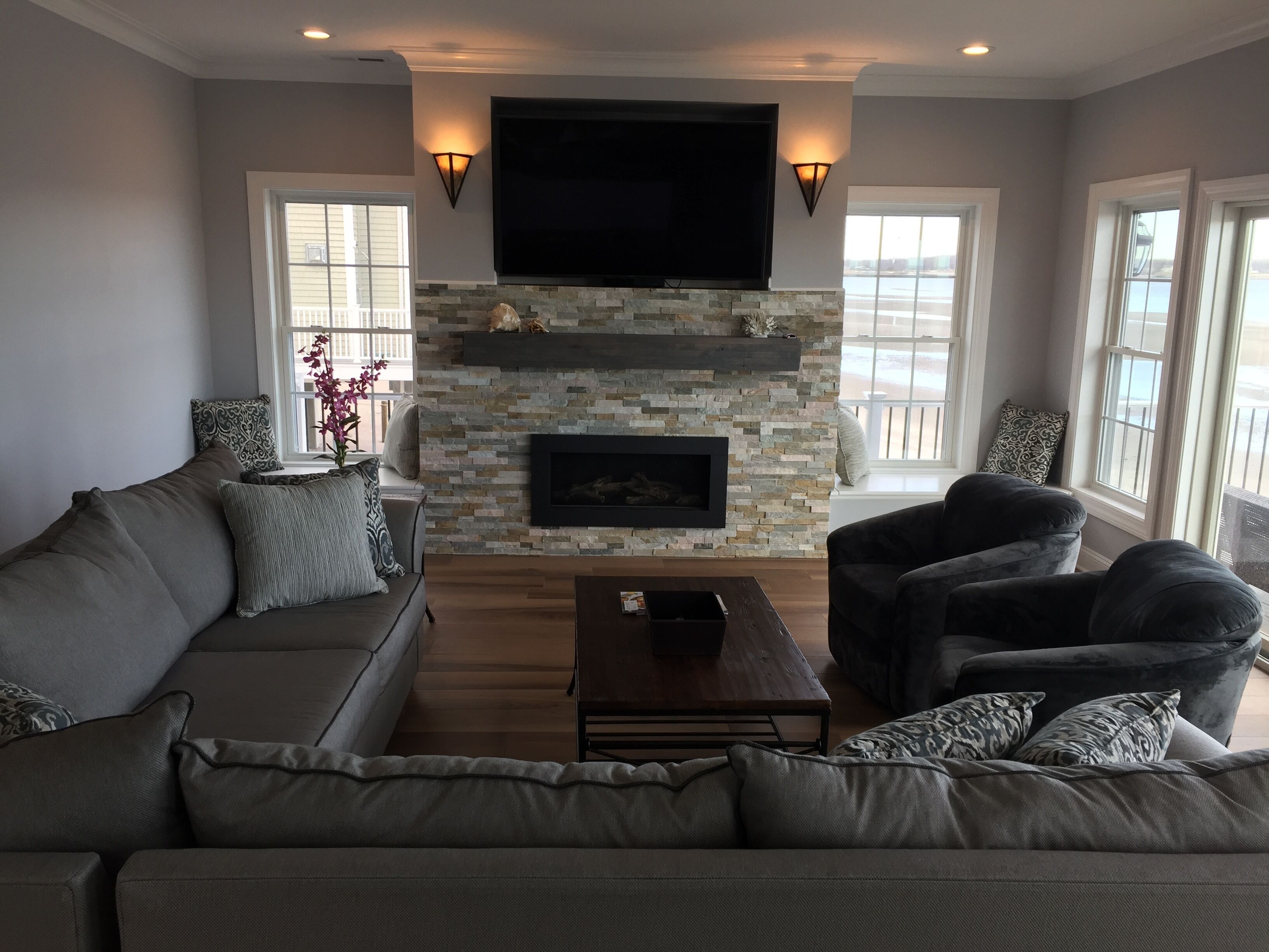 Milford Beach House - Newer Construction!