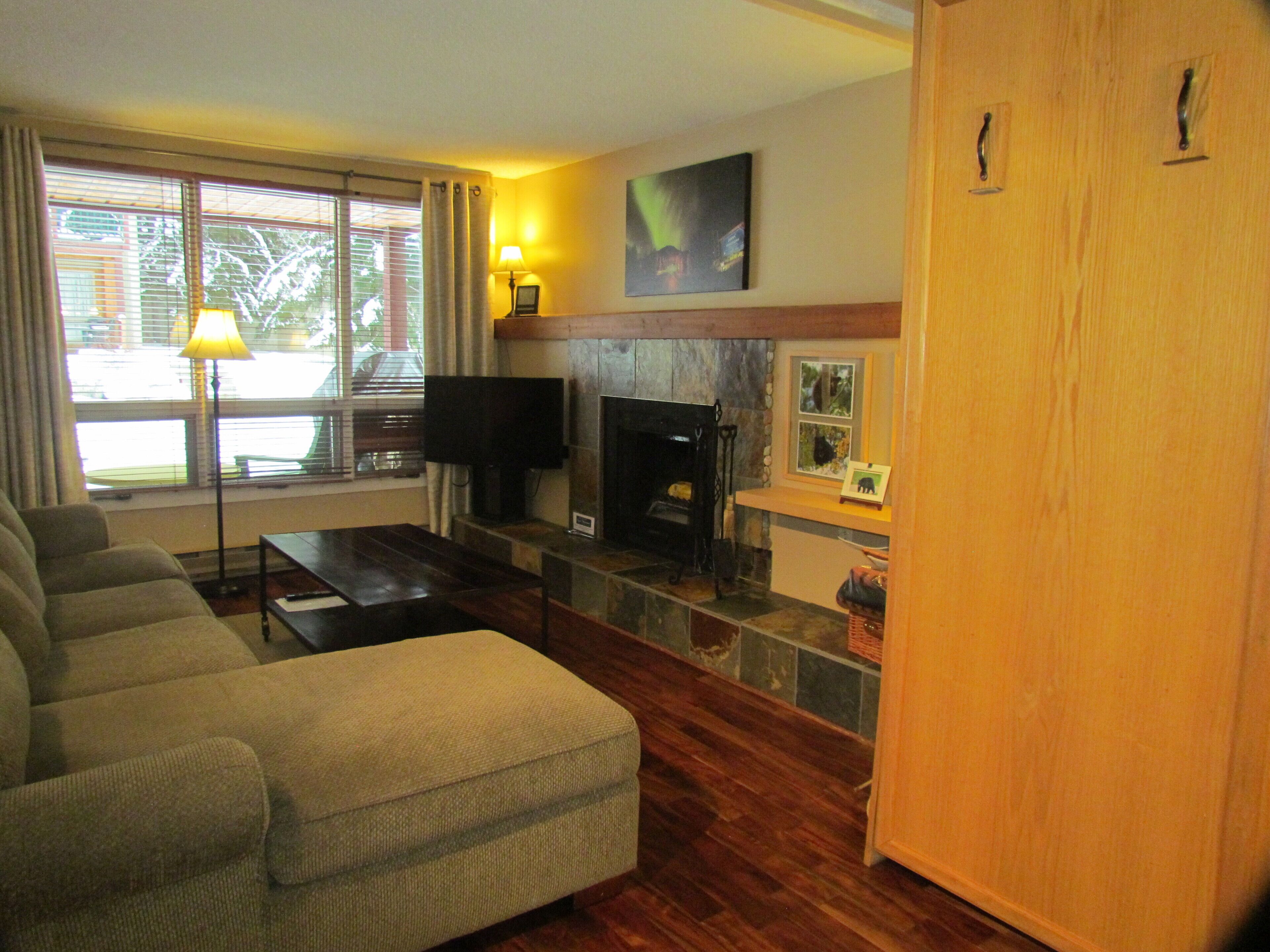 Amazing Ski In/Out 1 bedroom in Horsethief. 