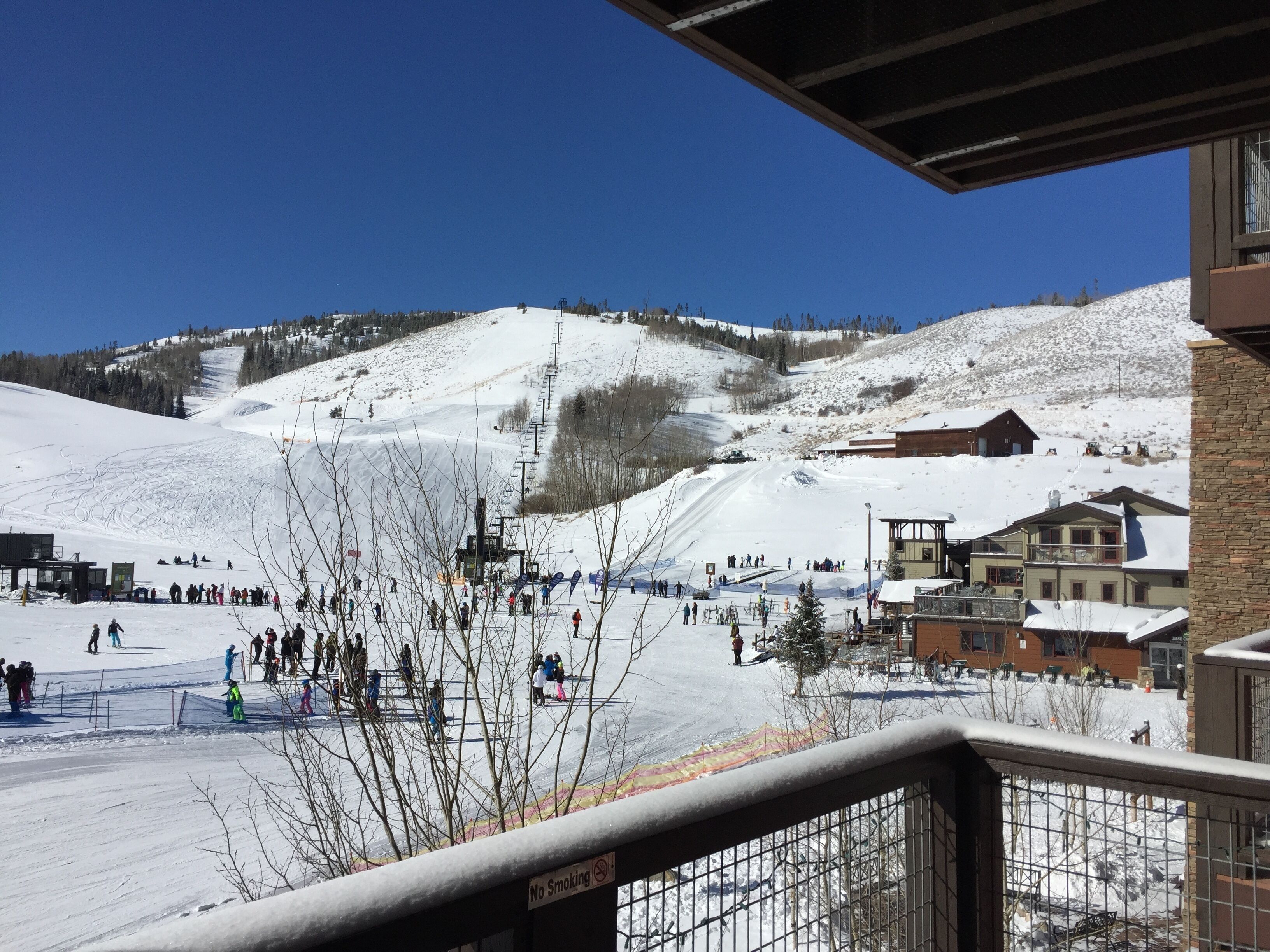 Ski, Snowshoe, Bike, Hike 3BR 3BA, 4th Floor, Mountain Views! 