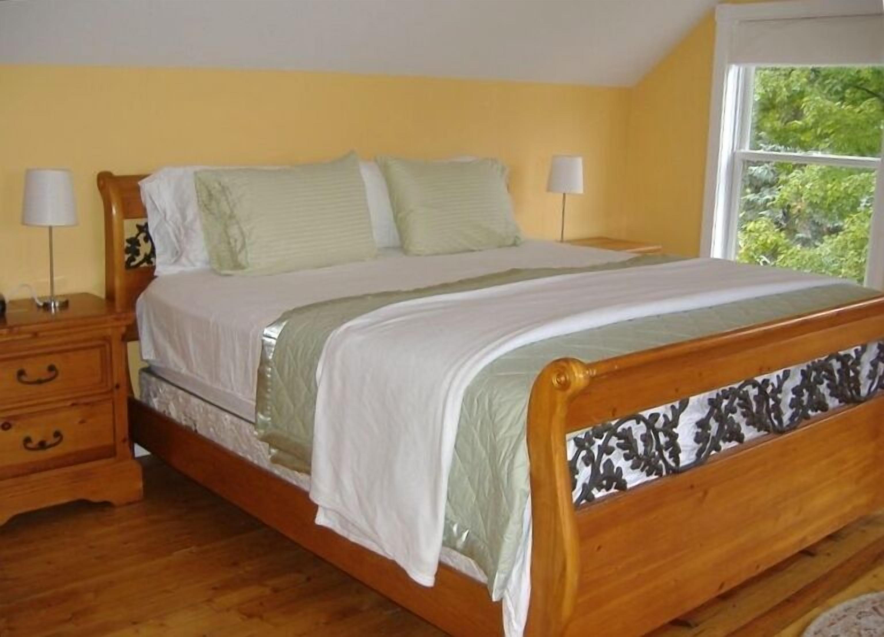 Northport, Beach House