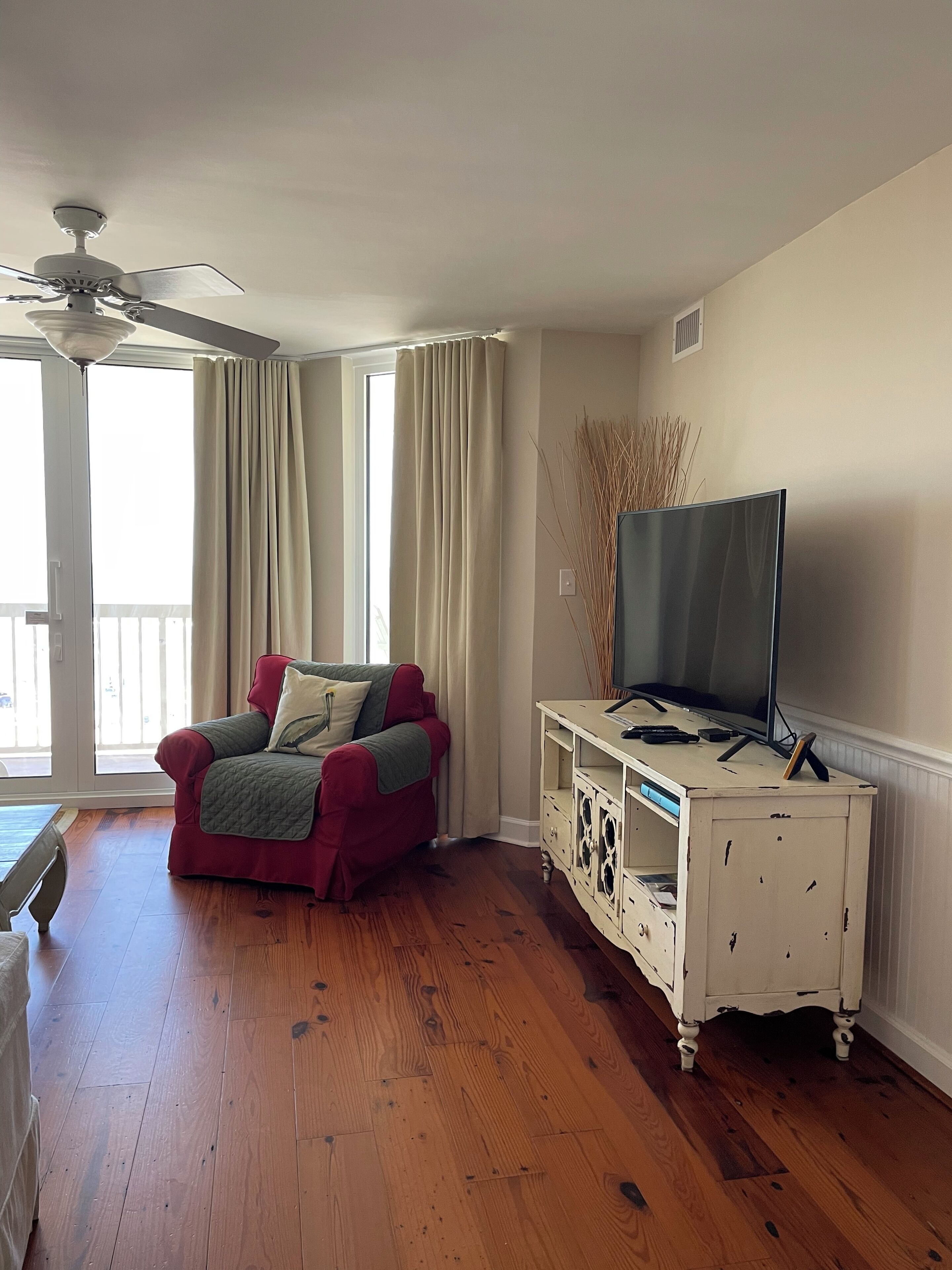 Oceanfront Condo - Fantastic Views, Beautiful Furnishings! - 폴리 비치