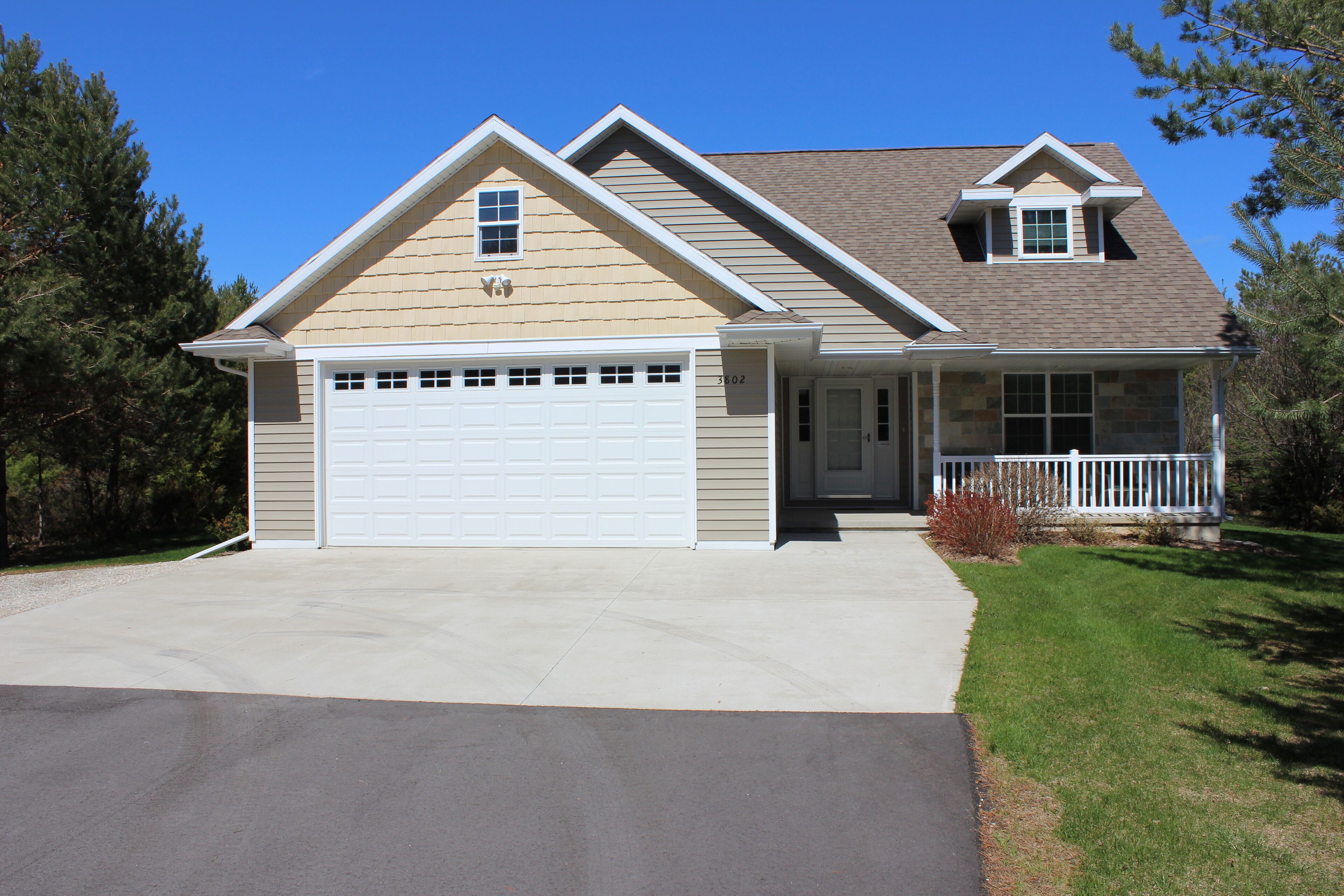 Fish Creek,  4 Bed, Near Ymca/ Peninsula State Park.