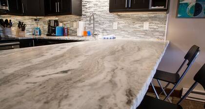 500 Ft. From Slope! Remodeled Studio