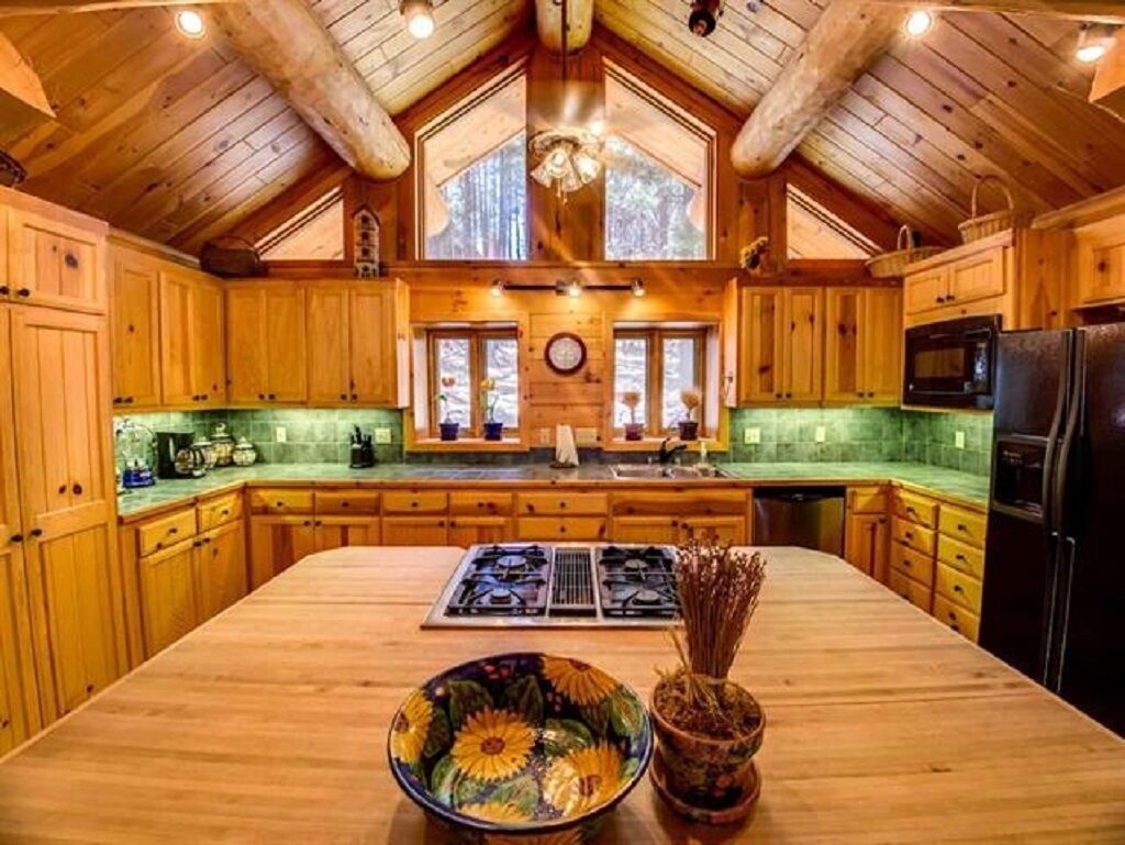 Crown Jewel On The Golf Course