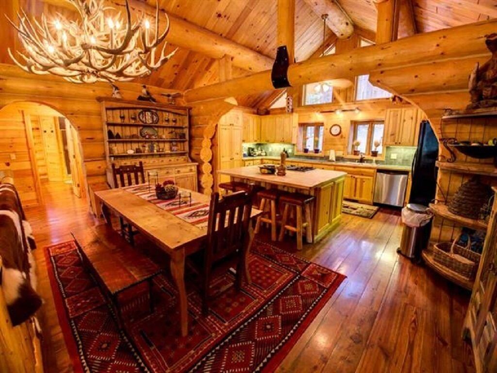 Crown Jewel On The Golf Course