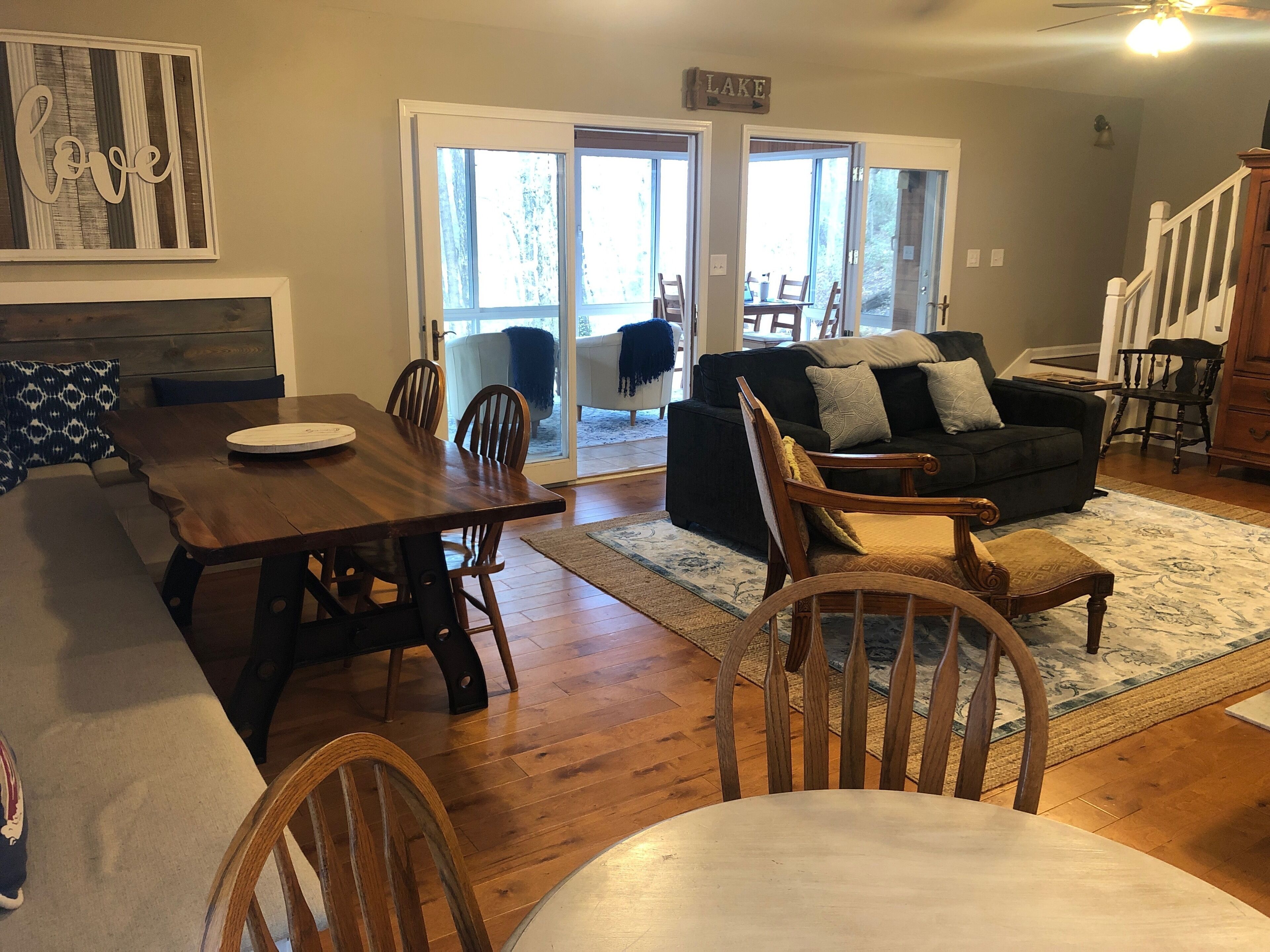 Relax & Enjoy in the North Georgia Mountains on Lake Lanier with beautiful views