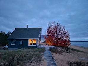 Exterior - Best Beach on the Keweenaw - Big Traverse Bay on Lake Superior (Lake Linden)