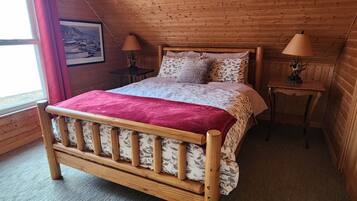 3 bedrooms, free WiFi, bed sheets, wheelchair access