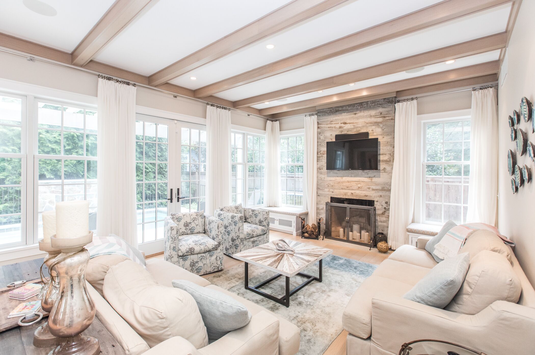 6 Bedroom/4.5 Bath - Pool - 4 Block To Beach - The Pines