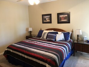 4 Schlafzimmer, Bügeleisen/Bügelbrett, kostenloses WLAN, Bettwäsche