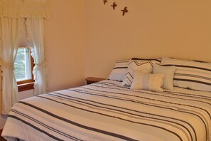 4 Schlafzimmer, Bügeleisen/Bügelbrett, WLAN, Bettwäsche