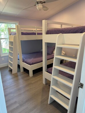 6 bedrooms, WiFi, bed sheets - Fantastic Family & Friends Getaway Montauk House - Any Season! (Montauk)