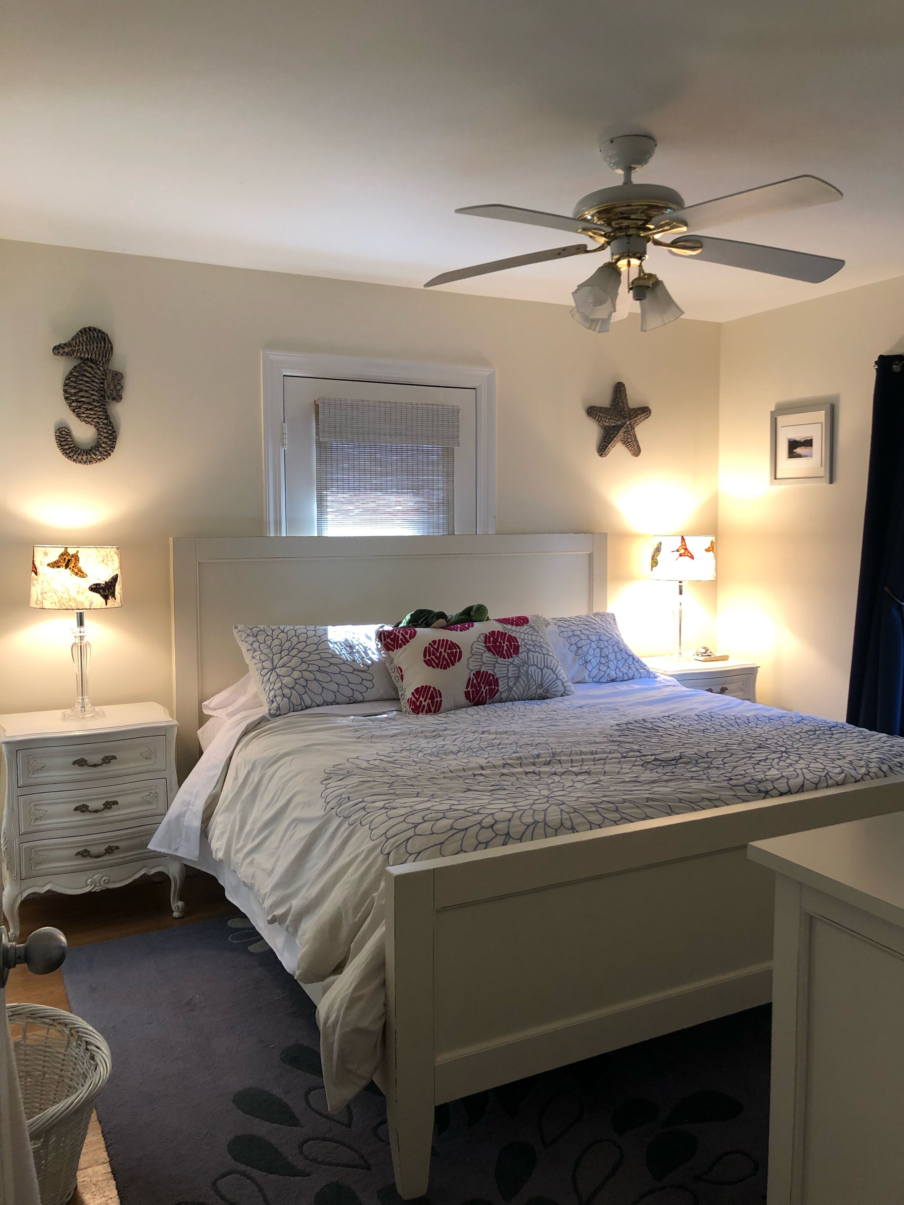 6 bedrooms, WiFi, bed sheets