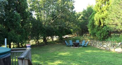 Fantastic Family & Friends Getaway Montauk House - Any Season!
