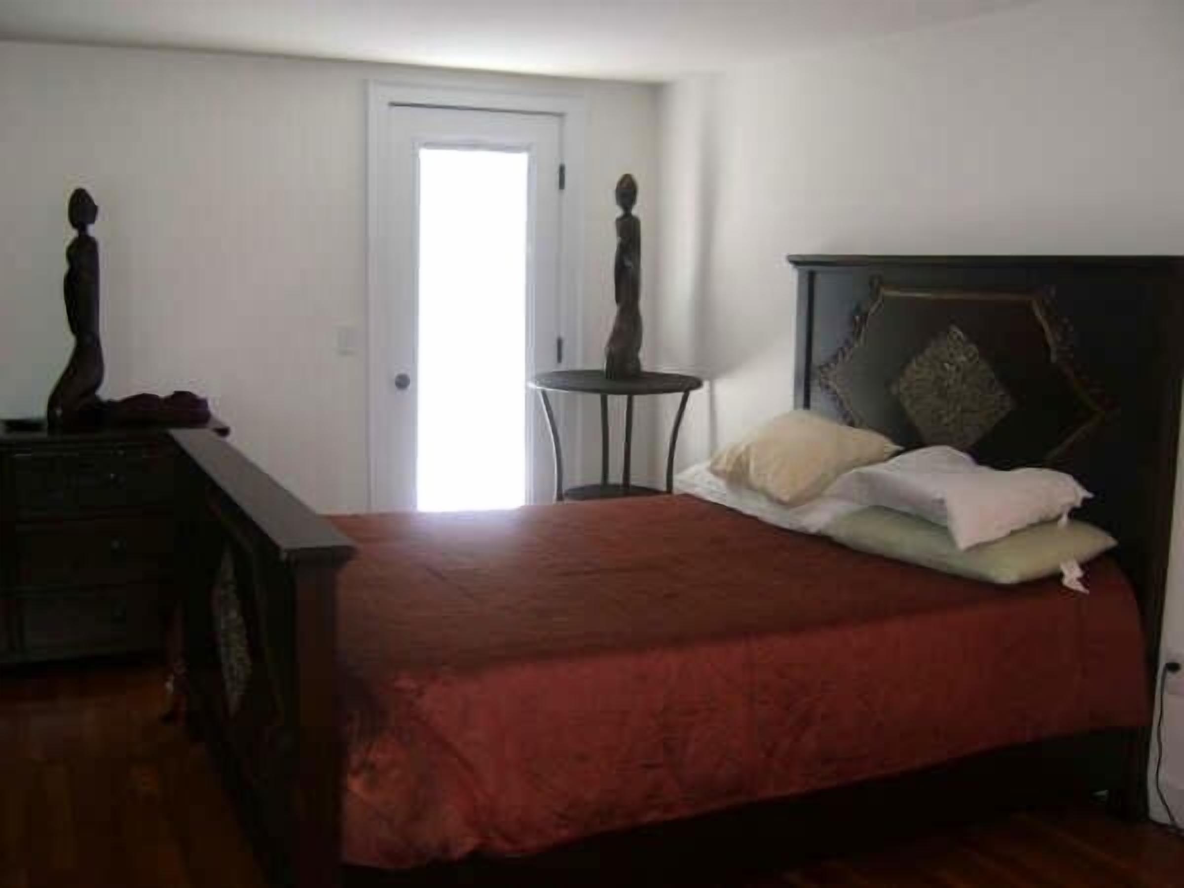 Magnificent Home, Beach views, 1 MIN to the SAND, Slps 12