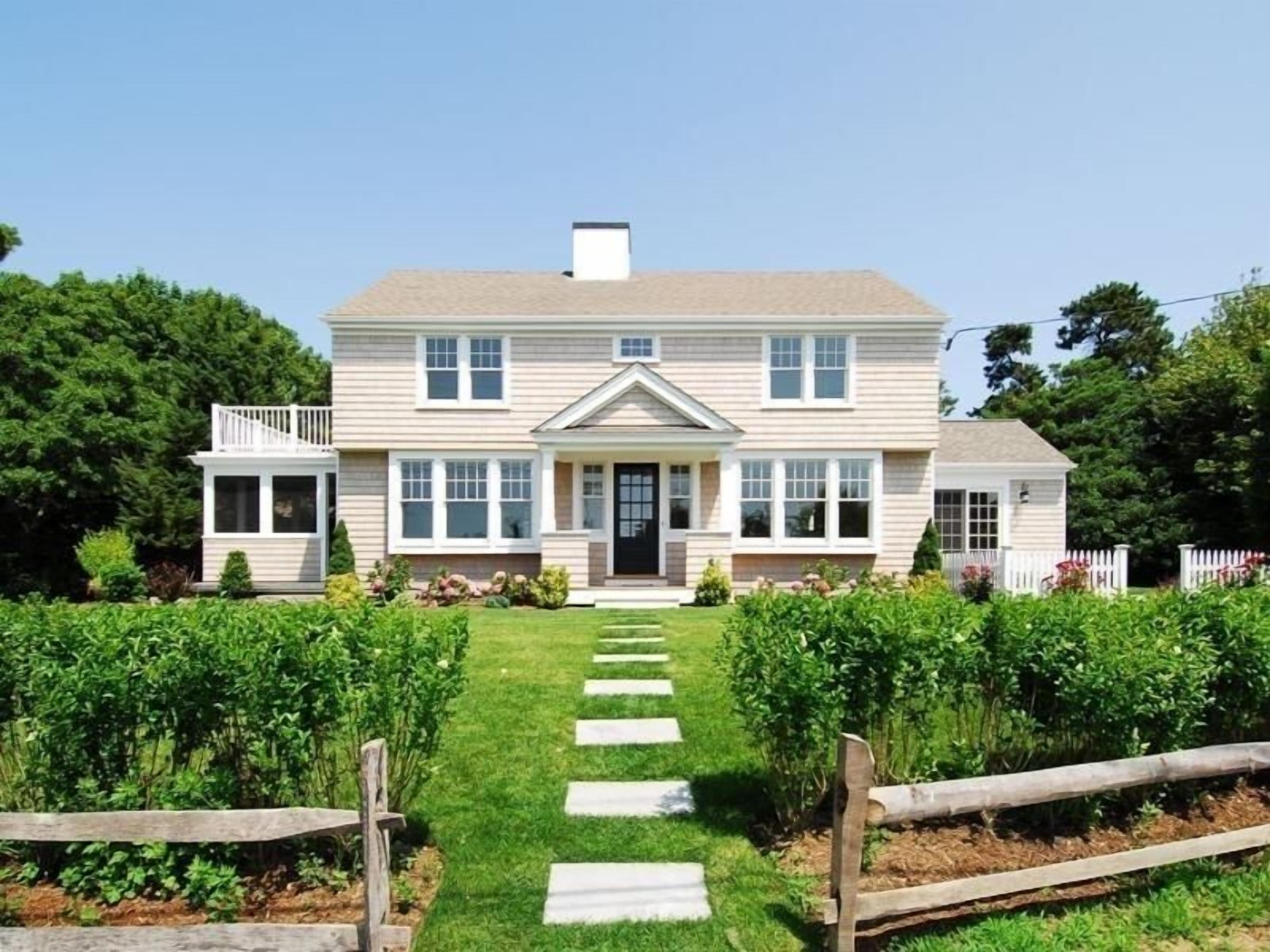 Magnificent Home, Beach views, 1 MIN to the SAND, Slps 12