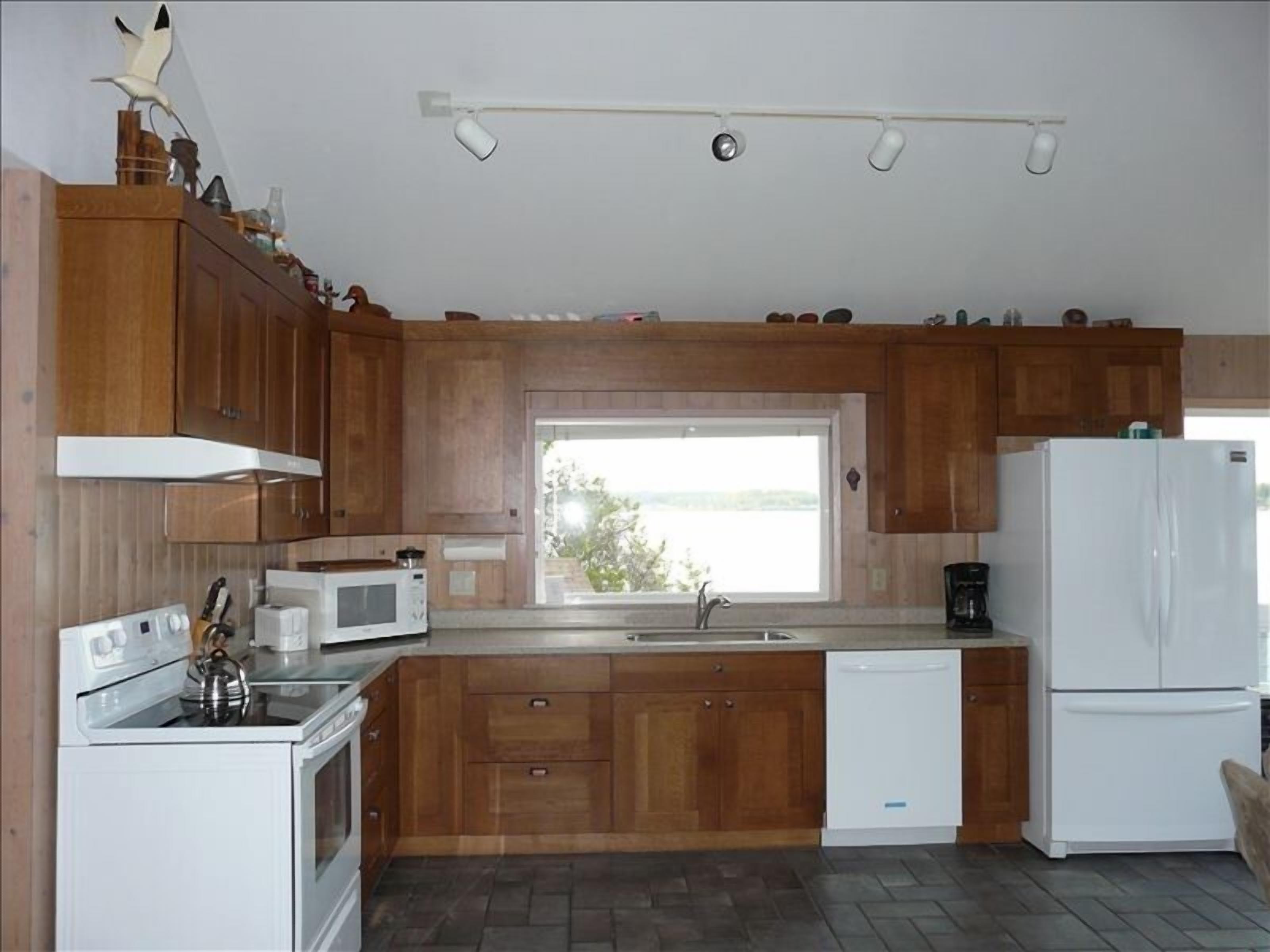 Private Beach Home at Water's Edge--Enjoy!