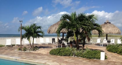 2 BR 2 Bath Sandy Shores Condos Right Across the street from JohnsPass Village