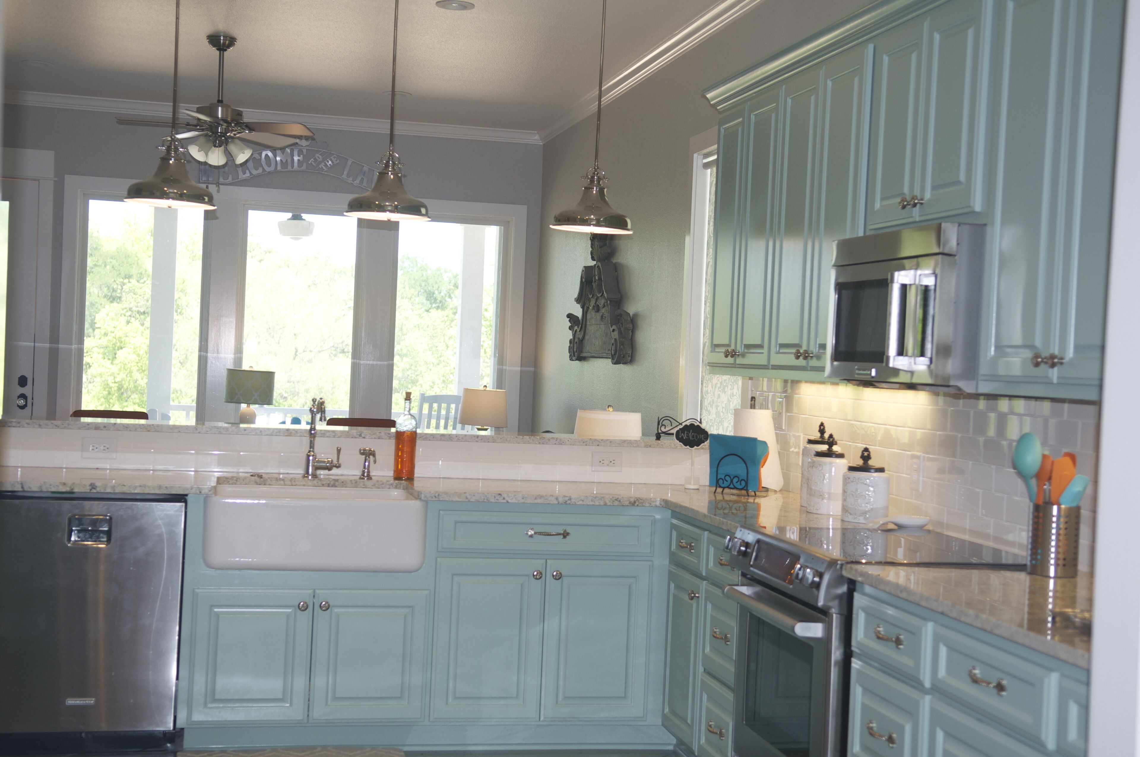 Southern Comfort Living on Lake Dunlap