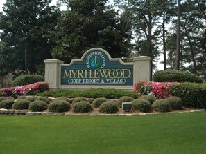 Point of interest - 5 minutes to the beach! Cozy 2 King BR 2BA Condo at Myrtlewood Golf Club (Myrtle Beach)