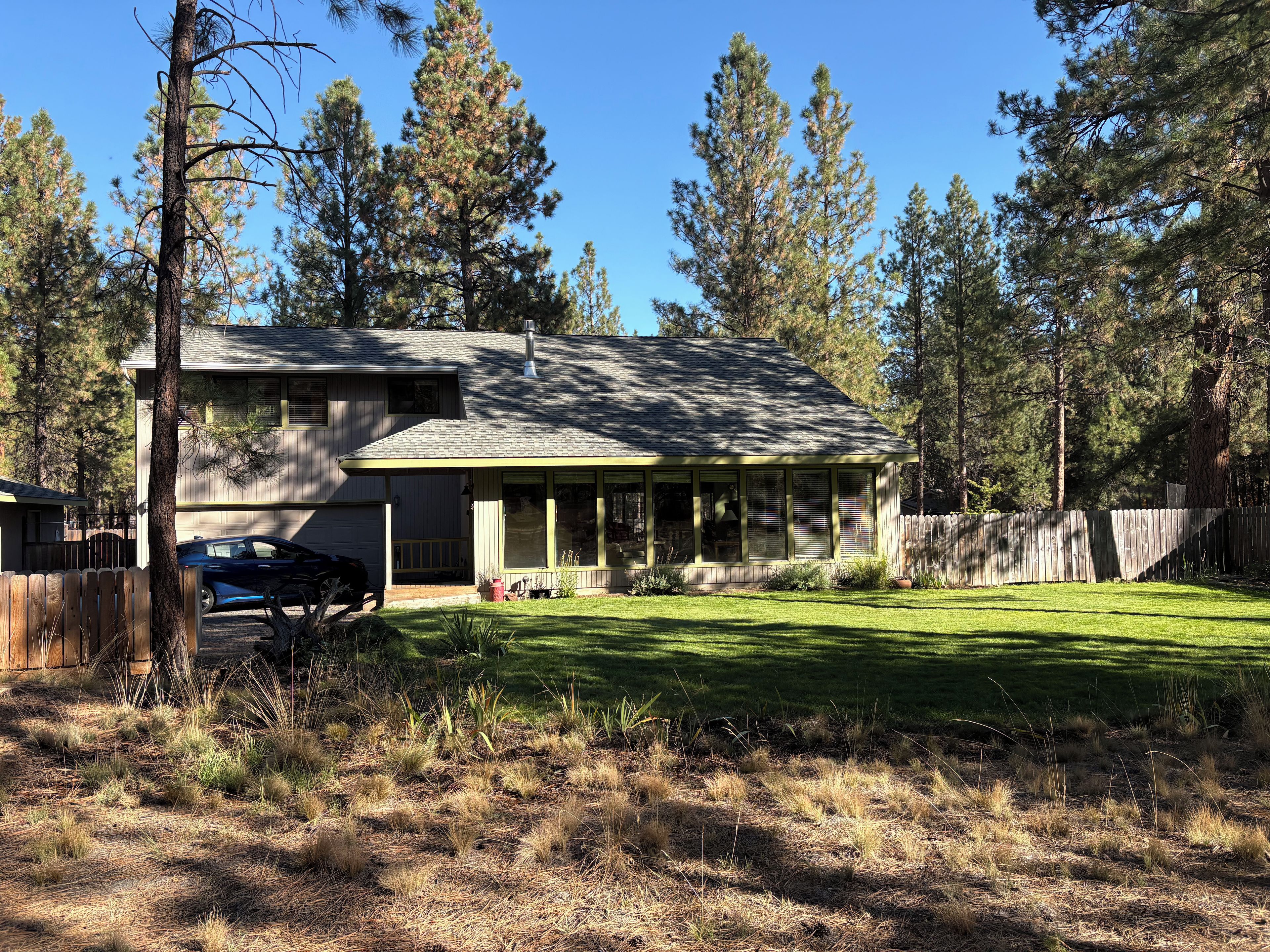 Front of house, seen from driving in.
