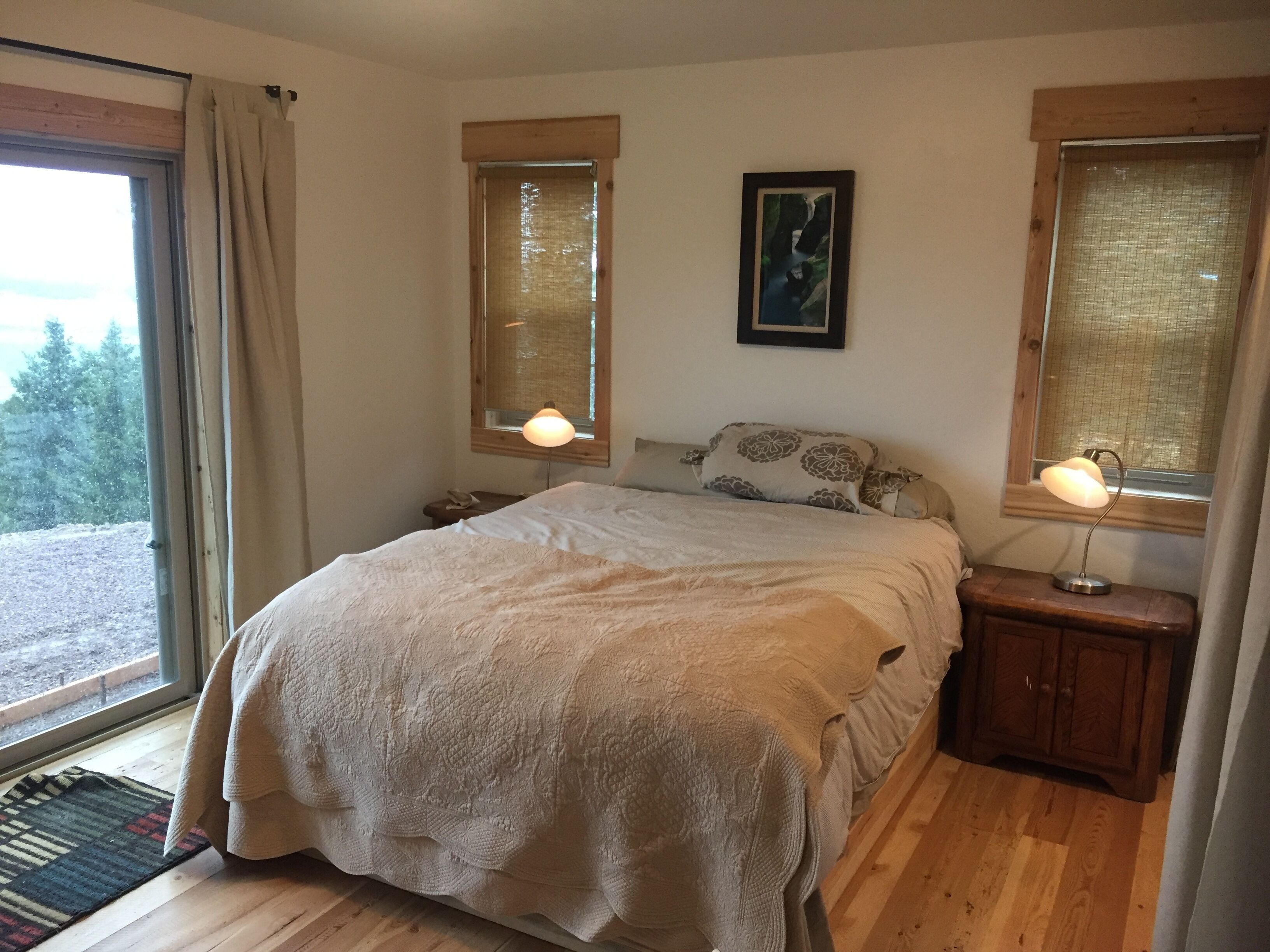 3 chambres, lit parapluie, draps fournis