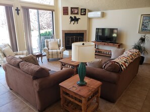 TV, fireplace, DVD player