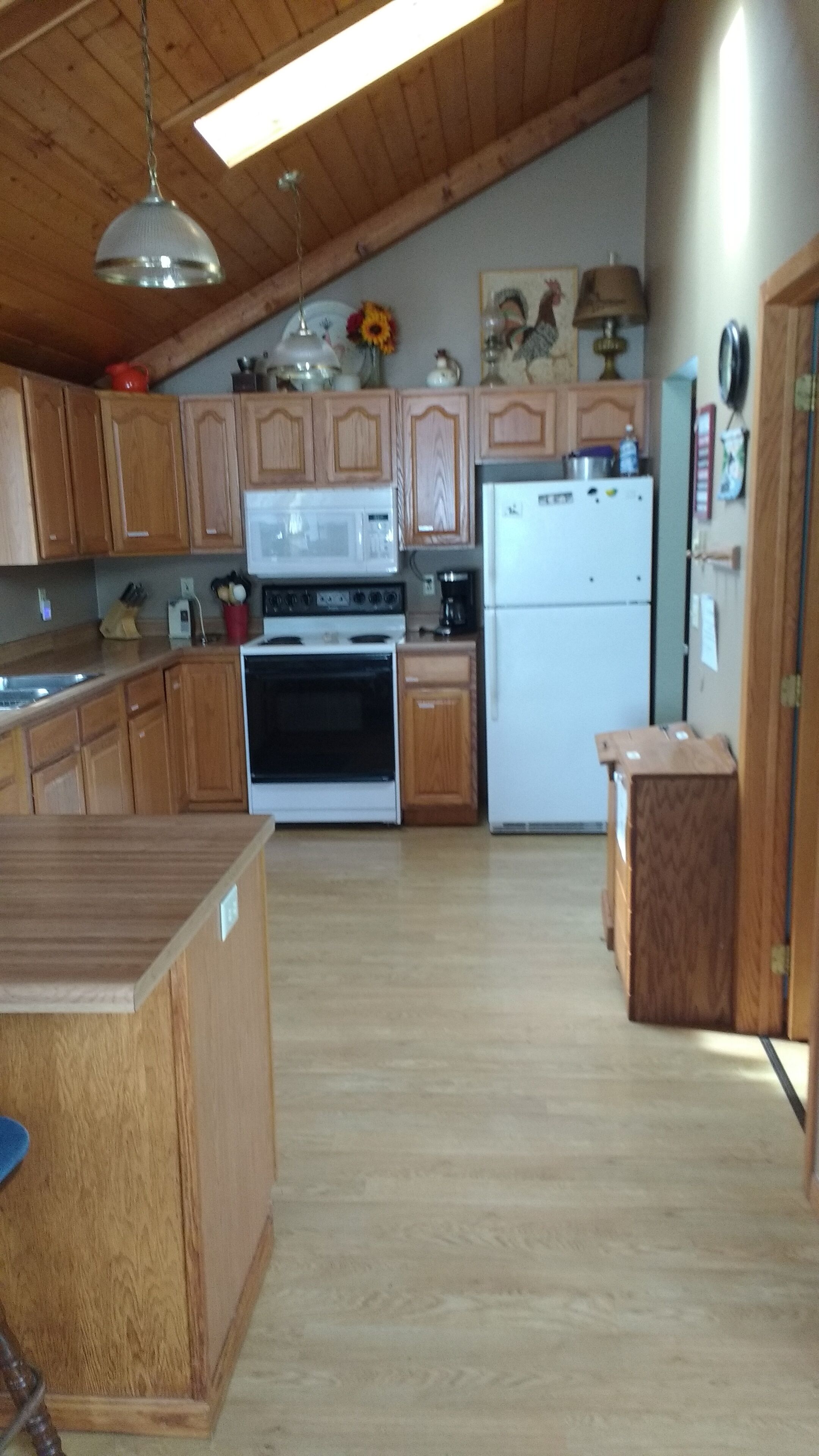 Beautiful, Quiet, Private 1.85 Acre Lake Home On Gorgeous Mound Lake.